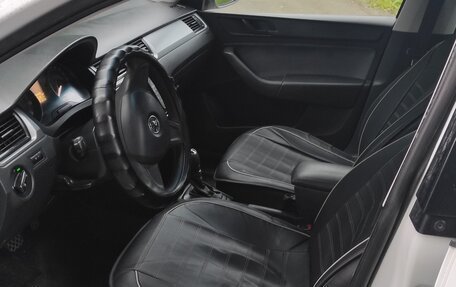 Skoda Rapid I, 2015 год, 535 000 рублей, 7 фотография