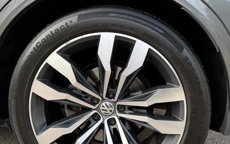 Volkswagen Touareg III, 2018 год, 5 270 000 рублей, 6 фотография