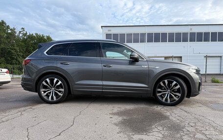 Volkswagen Touareg III, 2018 год, 5 270 000 рублей, 3 фотография