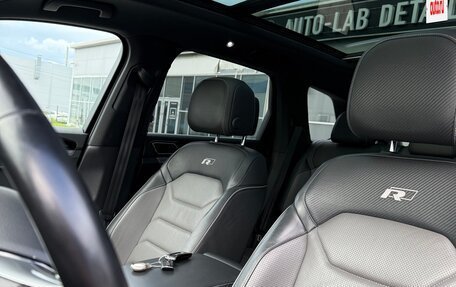 Volkswagen Touareg III, 2018 год, 5 270 000 рублей, 17 фотография