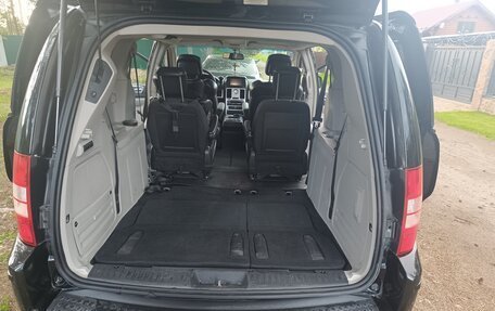 Chrysler Voyager IV, 2010 год, 1 500 000 рублей, 19 фотография