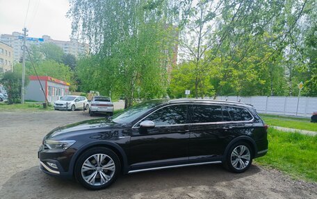 Volkswagen Passat B8 рестайлинг, 2020 год, 4 000 000 рублей, 7 фотография