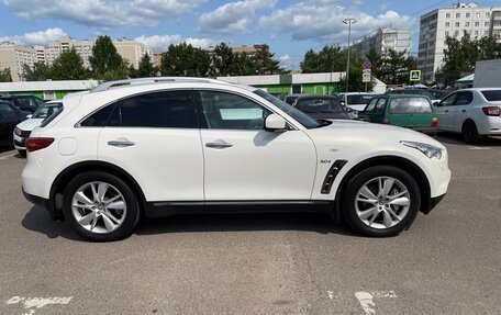Infiniti QX70, 2016 год, 2 550 000 рублей, 4 фотография