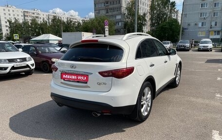 Infiniti QX70, 2016 год, 2 550 000 рублей, 5 фотография