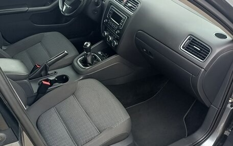 Volkswagen Jetta VI, 2015 год, 1 216 000 рублей, 16 фотография