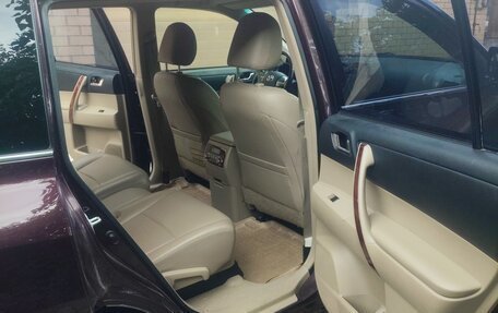 Toyota Highlander III, 2013 год, 1 900 000 рублей, 9 фотография