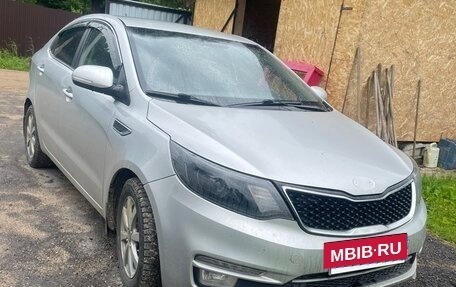 KIA Rio III рестайлинг, 2016 год, 800 000 рублей, 2 фотография