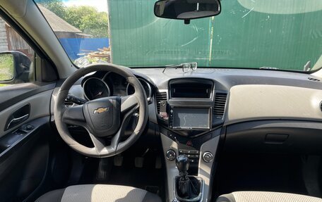 Chevrolet Cruze II, 2012 год, 650 000 рублей, 8 фотография