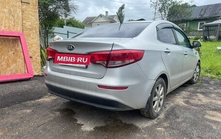 KIA Rio III рестайлинг, 2016 год, 800 000 рублей, 8 фотография