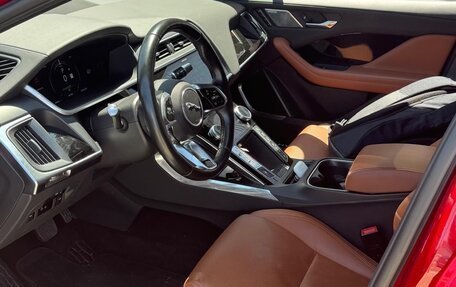 Jaguar I-Pace I, 2019 год, 3 000 000 рублей, 10 фотография
