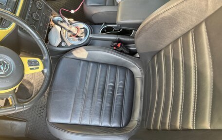 Volkswagen Beetle, 2014 год, 2 000 000 рублей, 7 фотография