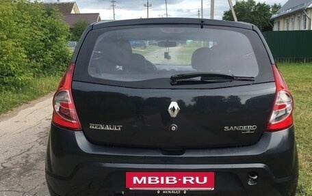 Renault Logan I, 2011 год, 335 000 рублей, 2 фотография