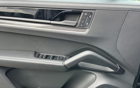 Porsche Cayenne III, 2025 год, 17 980 000 рублей, 11 фотография