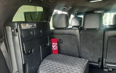 Toyota Land Cruiser 200, 2016 год, 6 500 000 рублей, 3 фотография