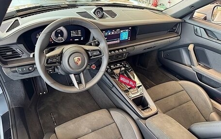 Porsche 911, 2025 год, 29 200 000 рублей, 14 фотография