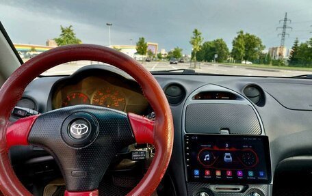 Toyota Celica VII рестайлинг, 2003 год, 880 000 рублей, 8 фотография