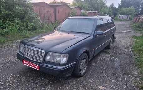 Mercedes-Benz E-Класс, 1995 год, 310 000 рублей, 1 фотография
