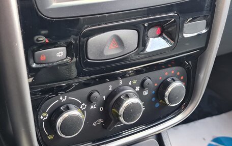 Renault Duster I рестайлинг, 2013 год, 950 000 рублей, 17 фотография