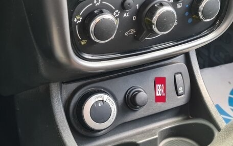 Renault Duster I рестайлинг, 2013 год, 950 000 рублей, 18 фотография