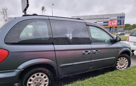 Chrysler Voyager IV, 2001 год, 280 000 рублей, 8 фотография