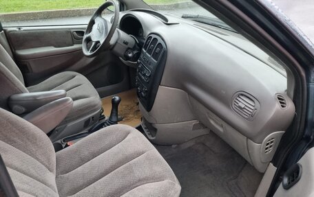 Chrysler Voyager IV, 2001 год, 280 000 рублей, 17 фотография