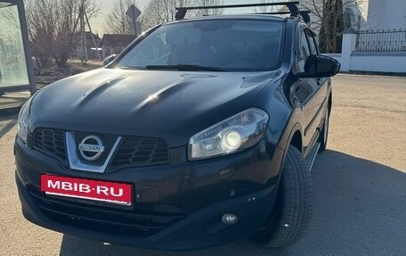 Nissan Qashqai, 2010 год, 830 000 рублей, 2 фотография