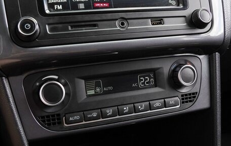 Volkswagen Polo VI (EU Market), 2018 год, 1 150 000 рублей, 15 фотография