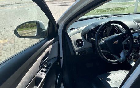 Chevrolet Cruze II, 2014 год, 800 000 рублей, 5 фотография