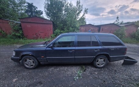 Mercedes-Benz E-Класс, 1995 год, 310 000 рублей, 12 фотография