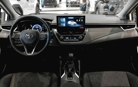 Toyota Corolla, 2024 год, 2 990 000 рублей, 15 фотография