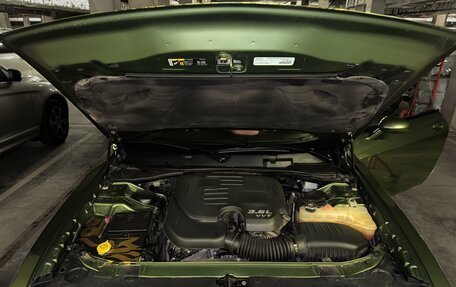 Dodge Challenger III рестайлинг 2, 2018 год, 4 800 000 рублей, 22 фотография