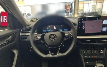 Skoda Kodiaq I, 2025 год, 2 360 013 рублей, 8 фотография