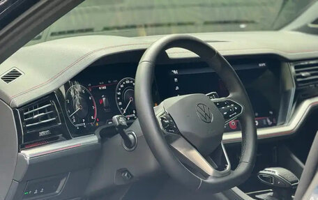 Volkswagen Touareg III, 2022 год, 4 920 013 рублей, 12 фотография