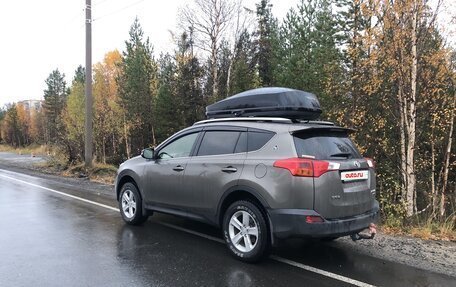 Toyota RAV4, 2013 год, 2 150 000 рублей, 2 фотография