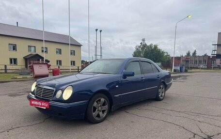 Mercedes-Benz E-Класс, 1995 год, 350 000 рублей, 7 фотография