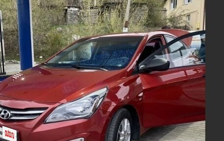 Hyundai Solaris II рестайлинг, 2015 год, 1 120 000 рублей, 4 фотография