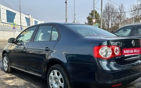 Volkswagen Jetta VI, 2010 год, 690 000 рублей, 8 фотография