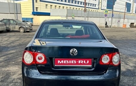 Volkswagen Jetta VI, 2010 год, 690 000 рублей, 4 фотография
