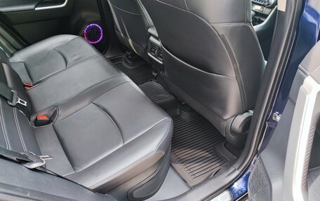 Toyota RAV4, 2020 год, 3 699 000 рублей, 13 фотография