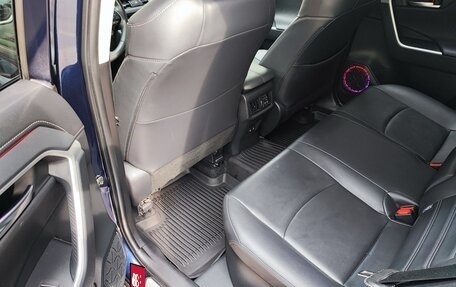 Toyota RAV4, 2020 год, 3 699 000 рублей, 12 фотография