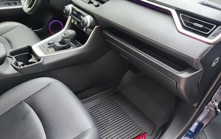 Toyota RAV4, 2020 год, 3 699 000 рублей, 14 фотография