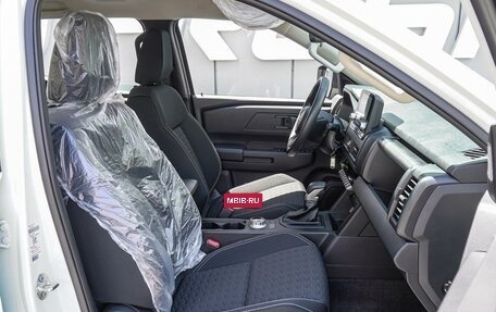 Mitsubishi L200, 2024 год, 4 680 000 рублей, 8 фотография
