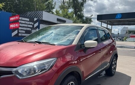 Renault Kaptur I рестайлинг, 2018 год, 1 850 000 рублей, 4 фотография