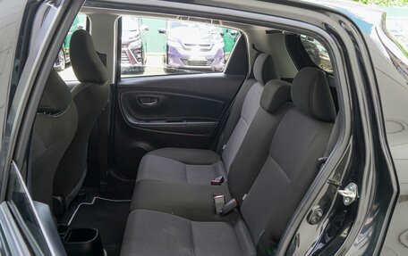 Toyota Vitz, 2019 год, 1 295 000 рублей, 7 фотография