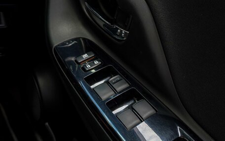 Toyota Vitz, 2019 год, 1 295 000 рублей, 16 фотография