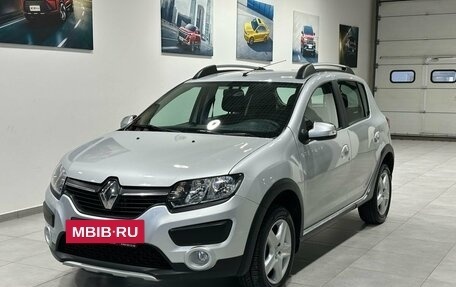 Renault Sandero II рестайлинг, 2018 год, 1 199 900 рублей, 3 фотография