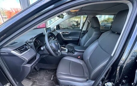 Toyota RAV4, 2022 год, 2 200 000 рублей, 17 фотография