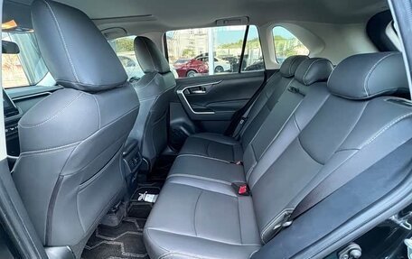 Toyota RAV4, 2022 год, 2 200 000 рублей, 18 фотография
