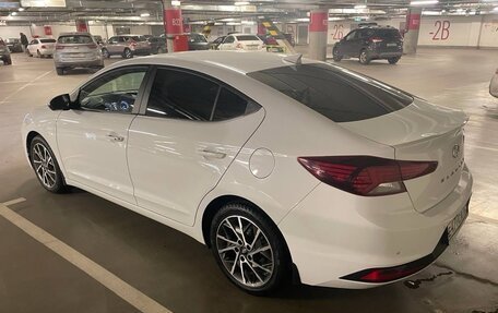 Hyundai Elantra VI рестайлинг, 2020 год, 2 000 000 рублей, 8 фотография