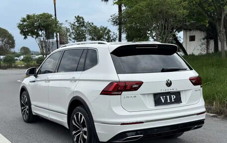 Volkswagen Tiguan II, 2021 год, 1 870 013 рублей, 5 фотография